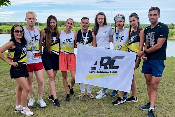 Майки для бега и флаг для школы ARZA RUNNING CLUB